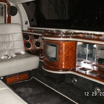 Premiere Limousine Service, LLC - Limos Near Me - Cheyenne, Wyoming Premiere Limousine Service, LLC - Limos Near Me - Cheyenne, Wyoming
