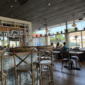 Vanda Cucina - Dining room - Italian Near Me - Warwick, Rhode Island