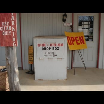 The Looking Glass - Self Storage Near Me - Smithville, Texas The Looking Glass - Self Storage Near Me - Smithville, Texas