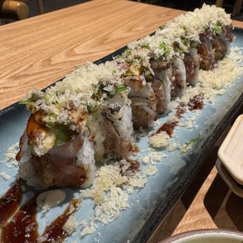 Hello Temaki - Crunch time house roll - Sushi Bars Near Me - Elk Grove, California