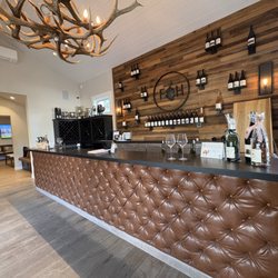 Folded Hills Winery
