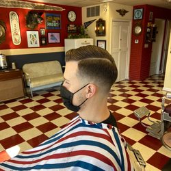 Mainstay Barber Parlour - Low skin fade