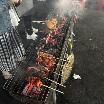 Dollar Hits - Filipino Near Me - Los Angeles, California