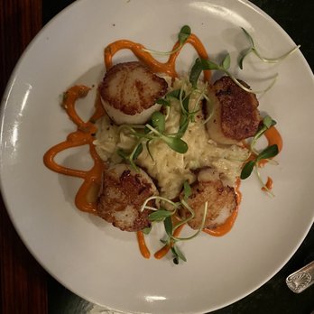 Southwood Kitchen - The U10 Scallops entrée (4 for $27, or 2 for $16) - Seafood Near Me - Daphne, Alabama Southwood Kitchen - The U10 Scallops entrée (4 for $27, or 2 for $16) - Seafood Near Me - Daphne, Alabama