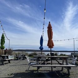 Pourhouse - Outdoors
