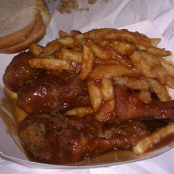 Leon's Barbeque - 5 Chicken Legs Dinner - Mild Sauce - Barbeque Near Me - Chicago, Illinois