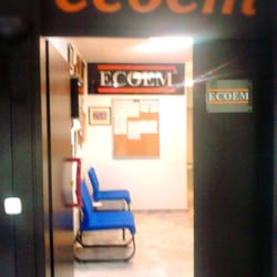 Ecoem - Logo corporativo y Hall of Fame en el hall de las aulas 1 y 2...destino de los viernes