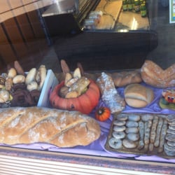 Horno Pasteleria Marcos - Un escaparate con muy buena pinta