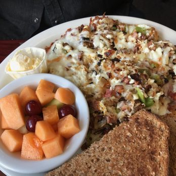 Patty's Eggnest - Breakfast & Brunch Near Me - Mukilteo, Washington