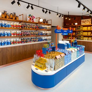 THE ORIGINAL GHIRARDELLI CHOCOLATE & ICE CREAM SHOP - Updated