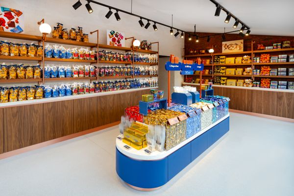 The Original Ghirardelli Chocolate & Ice Cream Shop by null