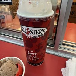 Bruster's Real Ice Cream - Blast with cookie dough