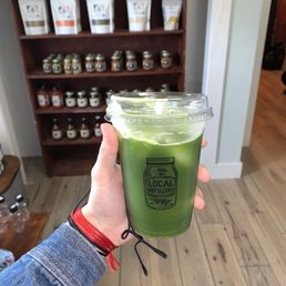 Matcha lemonade + raspberry sweetener