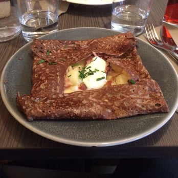 Framboise - Savory speciality crepe with potato, bacon, chives, and sour cream - Creperies Near Me - Paris, 75 Framboise - Savory speciality crepe with potato, bacon, chives, and sour cream - Creperies Near Me - Paris, 75