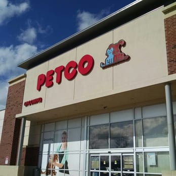 Petco - Storefront - Pet Groomers Near Me - Coralville, Iowa Petco - Storefront - Pet Groomers Near Me - Coralville, Iowa