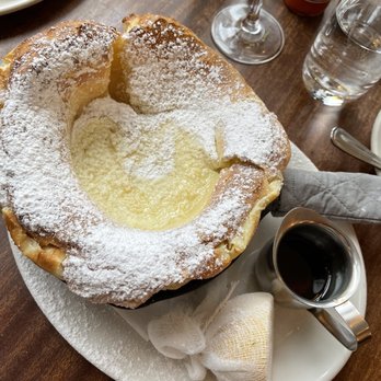 Tilikum Place Cafe - Dutch Babies - New American Near Me - Seattle, Washington