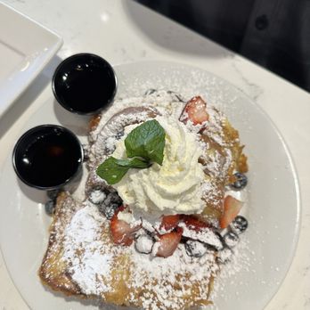 Two Trees Restaurant & Taps - Fresh Fruit - Breakfast & Brunch Near Me - Ventura, California