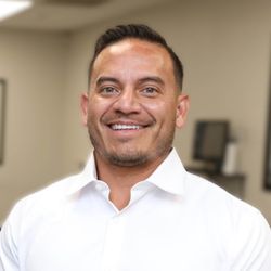 Global Chiropractic - Dr. Steve has been helping patients get out of pain for over 18 years. He understands the needs of an active patient wanting to enjoy life.