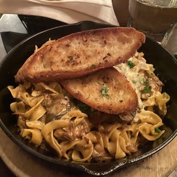 Le Papagayo - Beef Stroganoff - Breakfast & Brunch Near Me - Encinitas, California