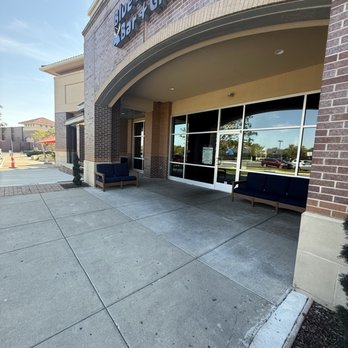 Blue Moose - Outside - Burgers Near Me - Lenexa, Kansas Blue Moose - Outside - Burgers Near Me - Lenexa, Kansas