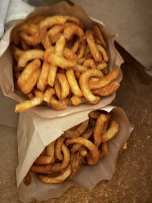 Goldburger Highland Park by null