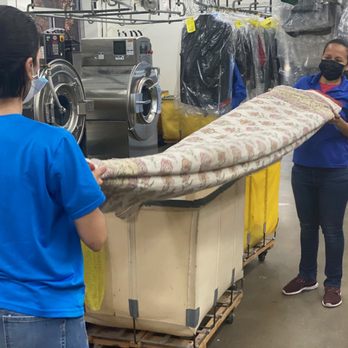 Hill Park Cleaners - Comforters! - Dry Cleaning Near Me - Dallas, Texas Hill Park Cleaners - Comforters! - Dry Cleaning Near Me - Dallas, Texas