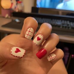 Nail Bar