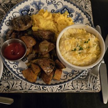 Tabard Inn Restaurant - Gouda Grits eggs potatoes sausage - American Near Me - Washington, DC, District of Columbia