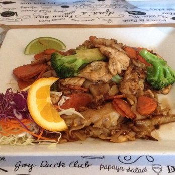 Djan's Thai Restaurant - Delish! - Thai Near Me - Seattle, Washington