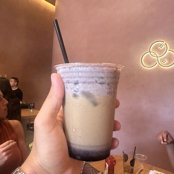 Bluberry Social - Bluberry Oat Latte 8/10 - Breakfast & Brunch Near Me - Irvine, California Bluberry Social - Bluberry Oat Latte 8/10 - Breakfast & Brunch Near Me - Irvine, California