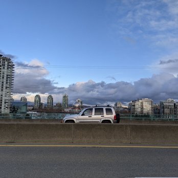 Cambie Street Bridge - Landmarks & Historical Buildings Near Me - Vancouver, British Columbia Cambie Street Bridge - Landmarks & Historical Buildings Near Me - Vancouver, British Columbia