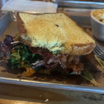 Union Alehouse - Avacado BLT. Garlic lovers enjoy this dish! - American Near Me - Virginia Beach, Virginia Union Alehouse - Avacado BLT. Garlic lovers enjoy this dish! - American Near Me - Virginia Beach, Virginia