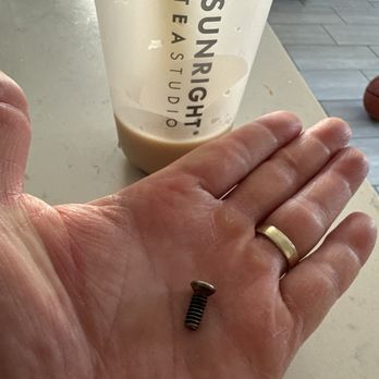Sunright Tea Studio - Screw inside boba drink - Bubble Tea Near Me - Gardena, California Sunright Tea Studio - Screw inside boba drink - Bubble Tea Near Me - Gardena, California