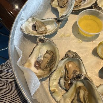 Off The Hook Raw Bar and Grill - Steamed oysters - Seafood Near Me - New Smyrna Beach, Florida