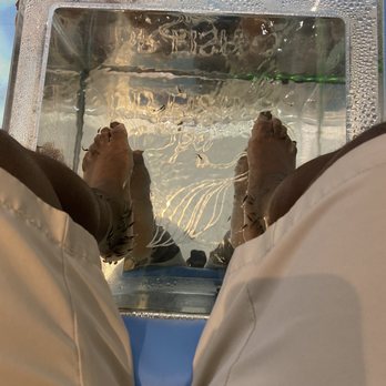 Dr Fish Spa - Fish pedicure - Day Spas Near Me - Las Vegas, Nevada