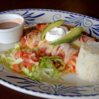 El Andariego Restaurant - Enchilada Super de Pollo - Mexican Near Me - Ashton, Maryland El Andariego Restaurant - Enchilada Super de Pollo - Mexican Near Me - Ashton, Maryland