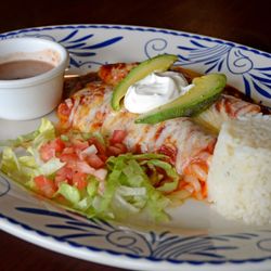 El Andariego Restaurant - Enchilada Super de Pollo