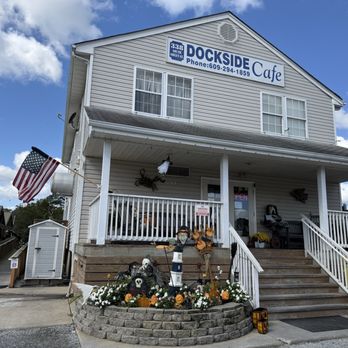 Dockside Cafè - American Near Me - Tuckerton, New Jersey