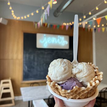 Jeni's Splendid Ice Creams - Brown Butter Almond Brittle Pint Wildberry Lavender Biscuits and peach jam - Ice Cream & Frozen Yogurt Near Me - Philadelphia, Pennsylvania Jeni's Splendid Ice Creams - Brown Butter Almond Brittle Pint Wildberry Lavender Biscuits and peach jam - Ice Cream & Frozen Yogurt Near Me - Philadelphia, Pennsylvania