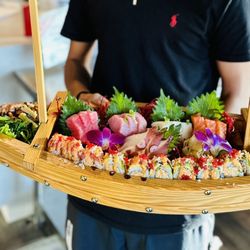 Kin Thai & Sushi