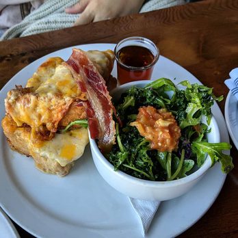School Restaurant - Bakeries Near Me - Toronto, Ontario School Restaurant - Bakeries Near Me - Toronto, Ontario