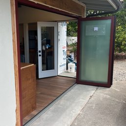 Exterior photo of Elite Windows & Glass Exterior photo of Elite Windows & Glass