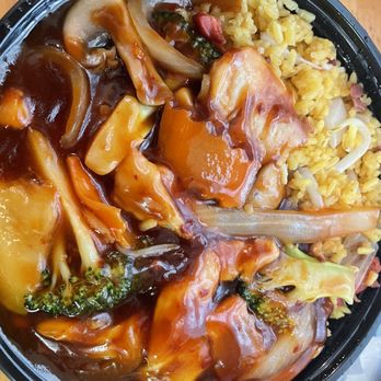 Amazing Wok Chinese Restaurant - a bowl of food - Chinese Near Me - Albany, New York Amazing Wok Chinese Restaurant - a bowl of food - Chinese Near Me - Albany, New York