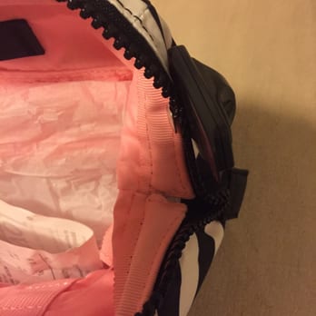 lululemon - Leaving sensors on customer purchases. Making them have to go back to get it taken off. Waste of my time. - Sports Wear Near Me - San Francisco, California lululemon - Leaving sensors on customer purchases. Making them have to go back to get it taken off. Waste of my time. - Sports Wear Near Me - San Francisco, California