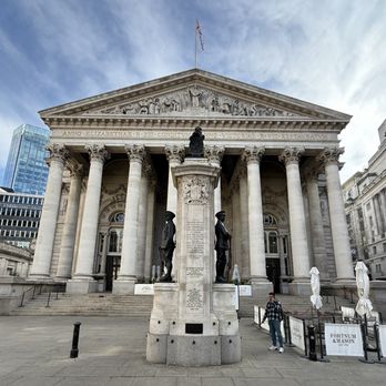Royal Exchange - Cafes Near Me - London, XGL