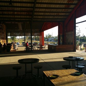 Bodegas del Valle - Pizza Near Me - Guadaloupe, BCN