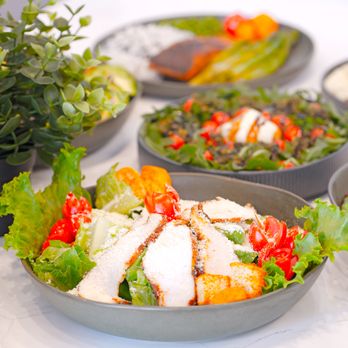 Art Lunch - Caesar Salad - a great choice for brunch and lunch - Breakfast & Brunch Near Me - Pasadena, California