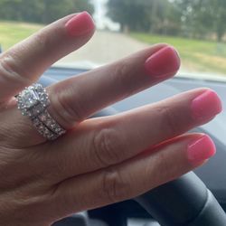 Lisa's Nails