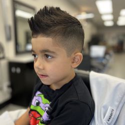 Stark's Barbershop - Fohawk Haircut Delray Beach