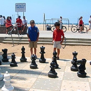 International Chess Park - Parks Near Me - Santa Monica, California International Chess Park - Parks Near Me - Santa Monica, California